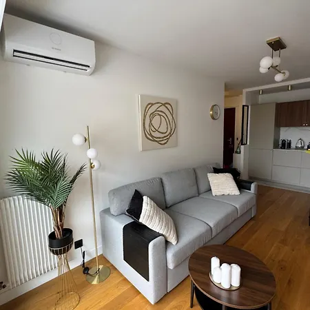 דירה Butterfly ניס